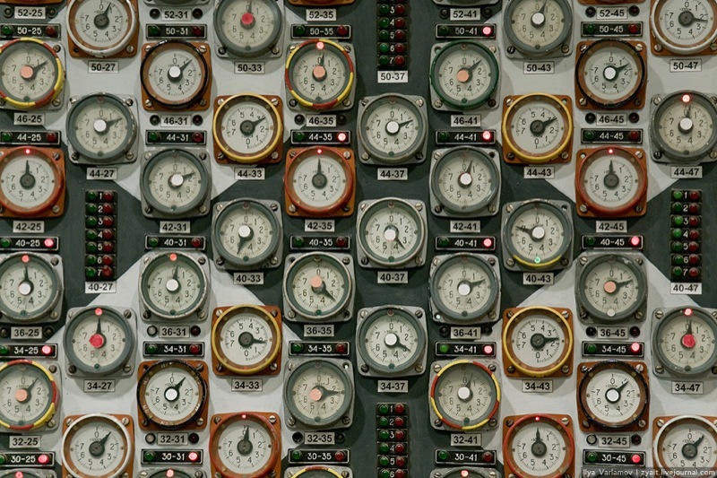 Buttons and dials: Inside a working Russian nuclear power plant